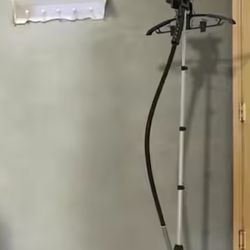 Pure Portable Rolling Clothes Upholstery Steamer Like New! 