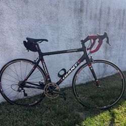 GIANT TCR Advanced Road Bike