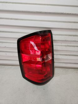2014 to 2018 Chevy Silverado and GMC Sierra left driver side tail light