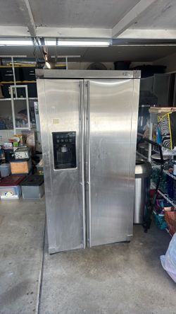 GE MONOGRAM FRIDGE **FREE**