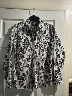 Cowgirl Hardware Shirt Sz L