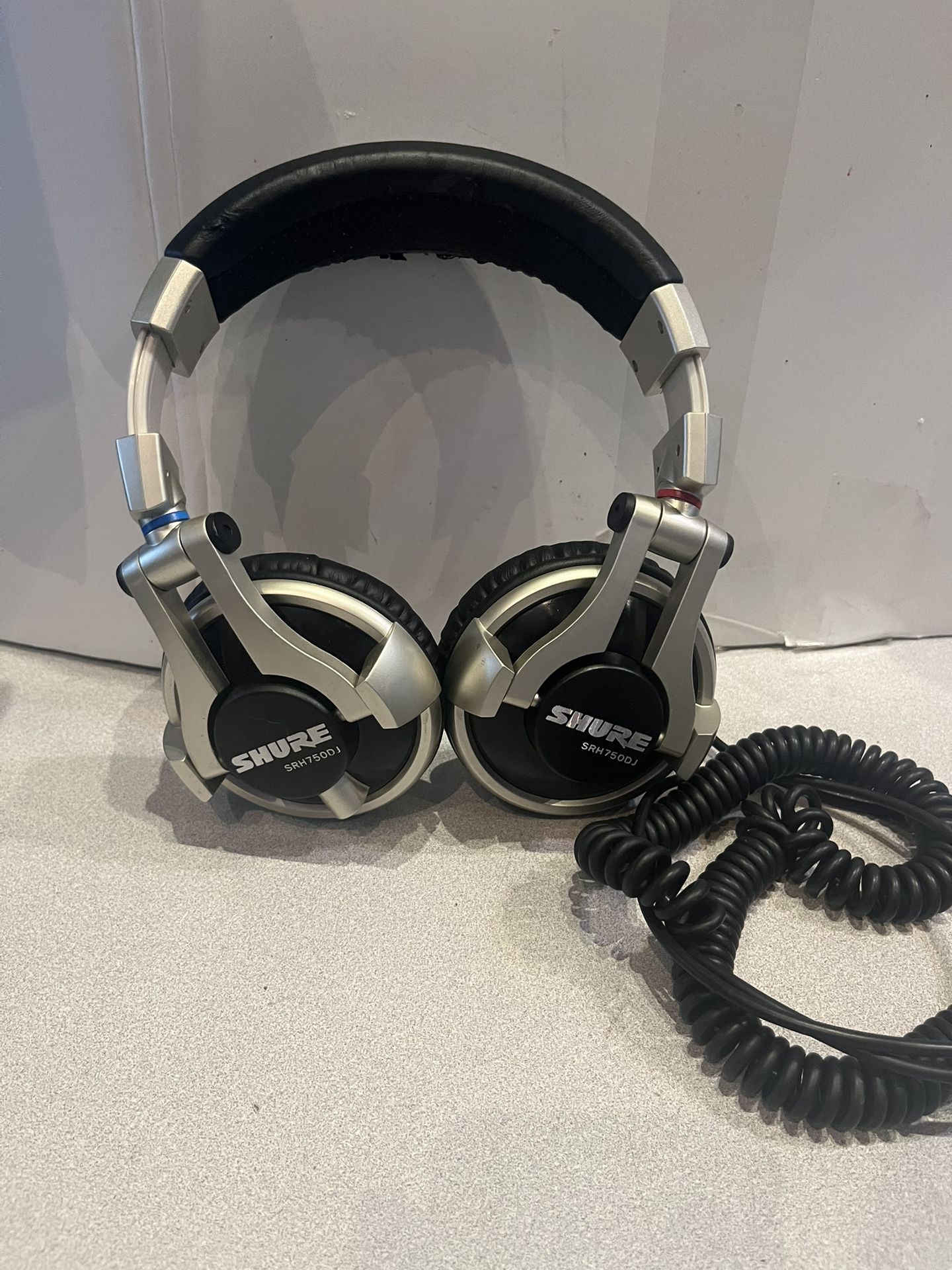 SHURE SRH750DJ professional, DJ wired Headphones 