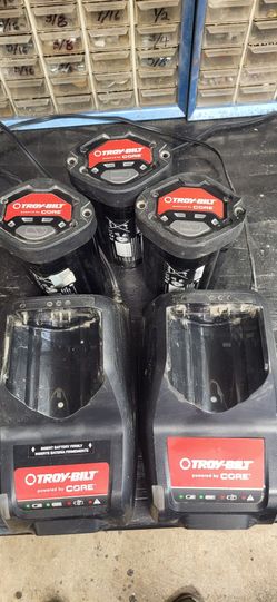 Troy Bilt, Core batteries and chargers.