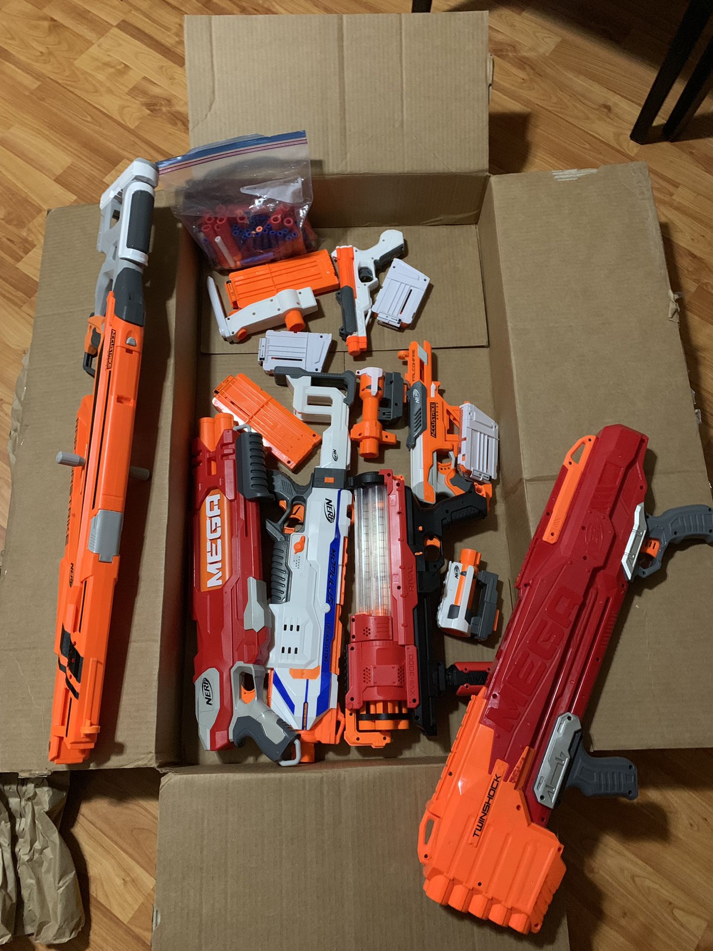 Nerf Guns collection Like new with bullets!!