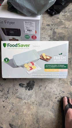 FoodSaver Vacuum Sealing System Limited Edition