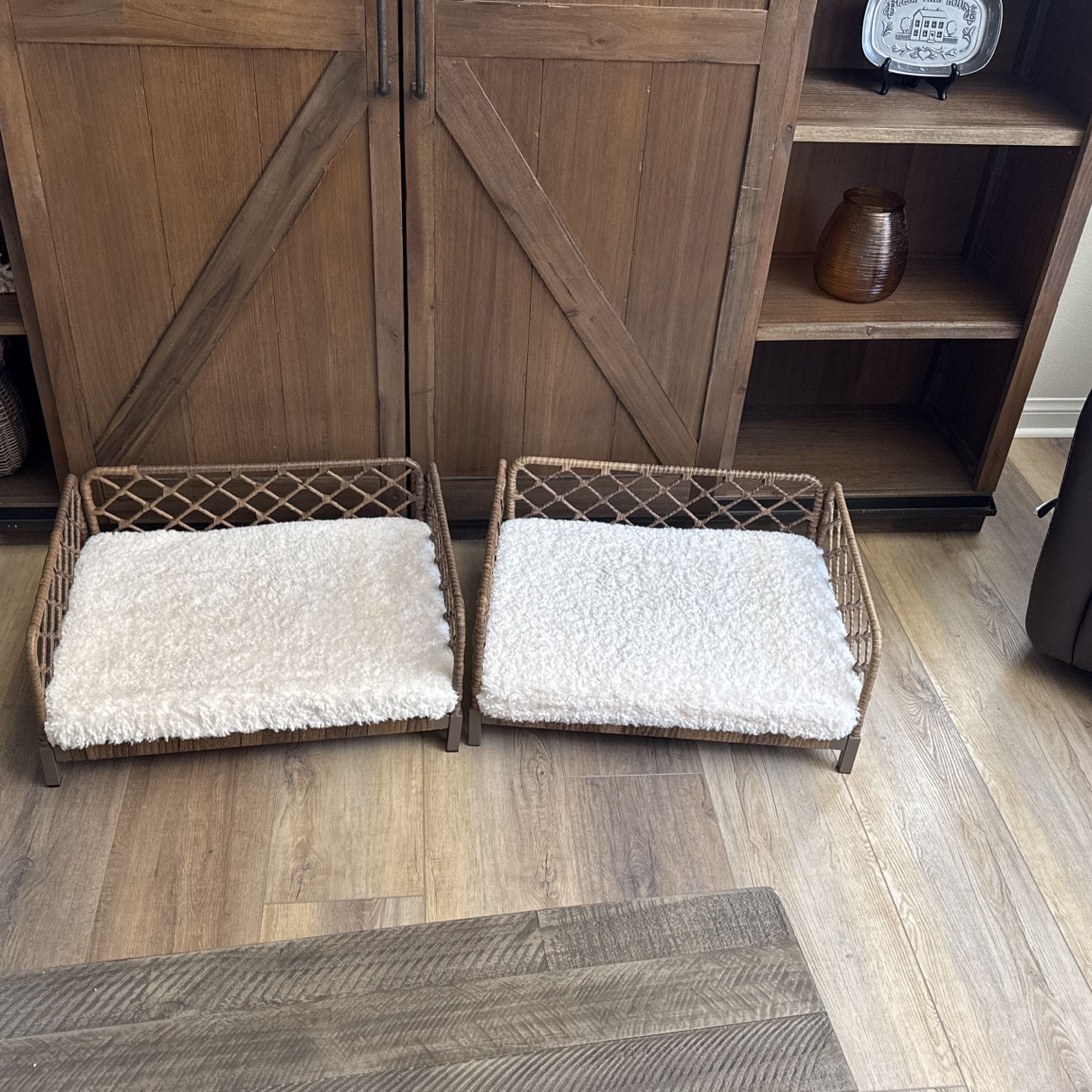 New Pet Beds - 2 Beds By Nate & Jeremiah From Petsmart