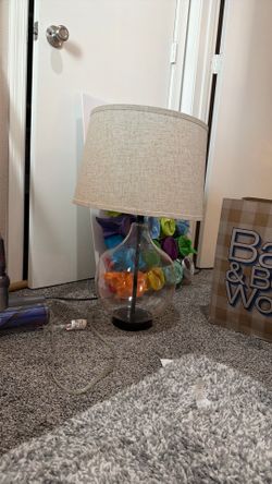 Table lamp