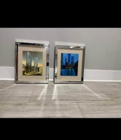 2 picture frames
