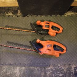 Black And Decker Corded, 17 In Headge Trimmers