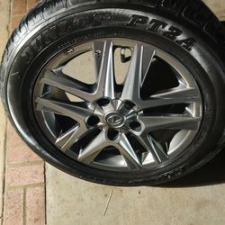 Lexus SUV Rim And Tire