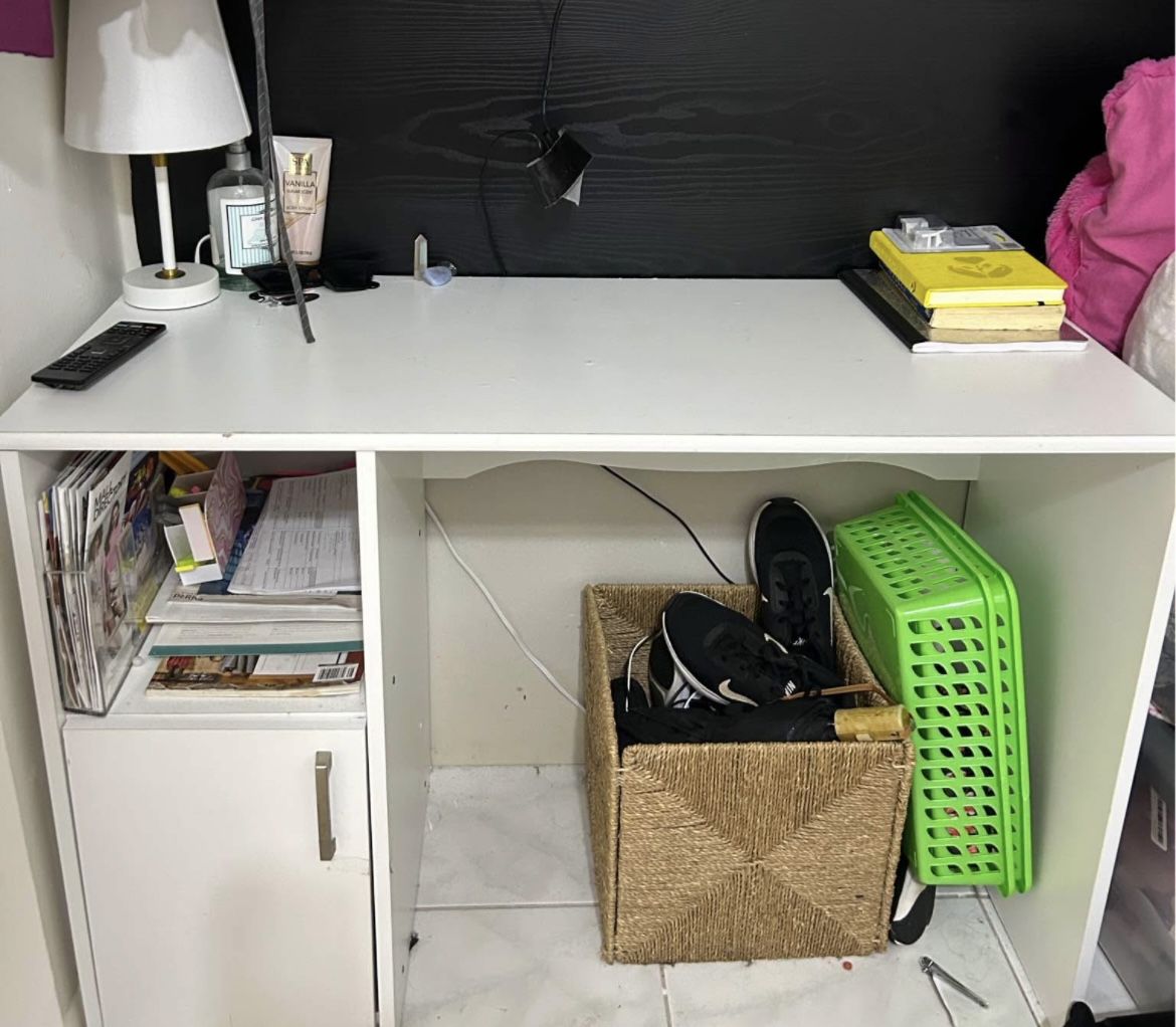 White Desk