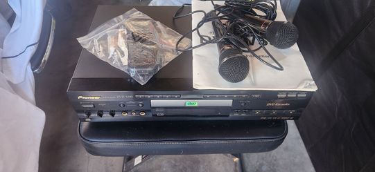 Pioneer DVD-V555 DVD Karaoke Player