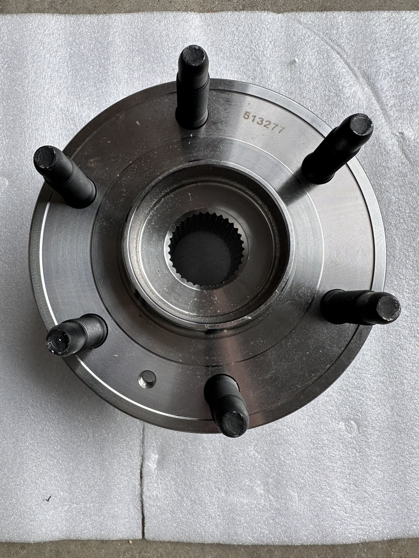 513277 Wheel Bearing and Hub Assembly for Chevrolet Traverse Fits 2008-2017 Buick Enclave; 2009-2017 Fits 2008-2017 Buick Enclave; 2009-2017 Chevrolet