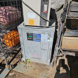 Industrial  Battery  Charger. 24 Volt. 12 Volt