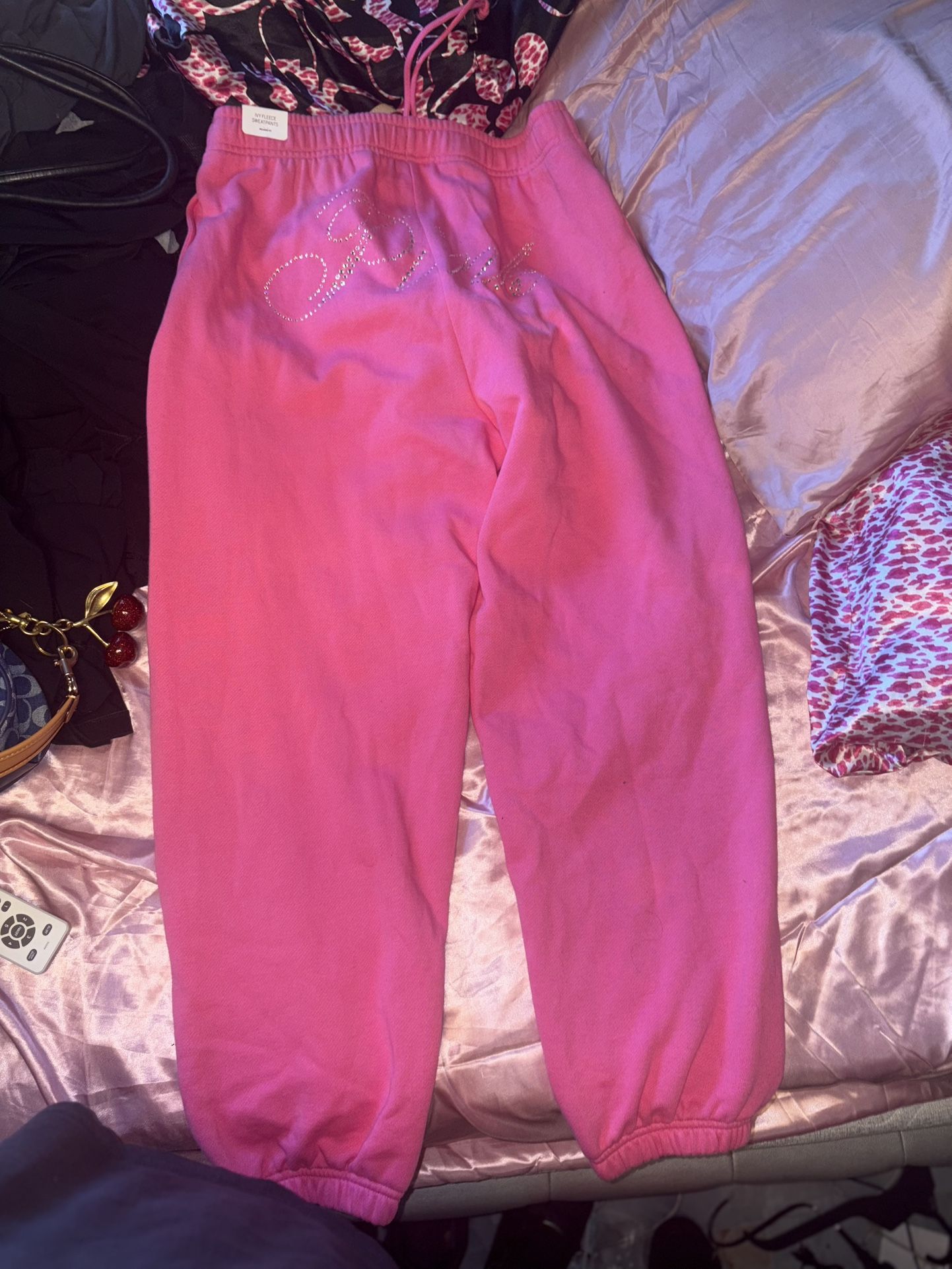 PINK SWEAT PANTS