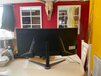 Curved monitor 34