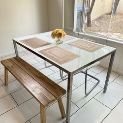 STORAGE SALE! 1/2 OFF Gorgeous Dining Table Set