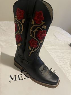Women Black Western Boots