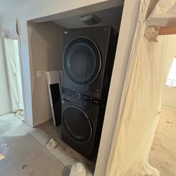 LG Washer & Gas Dryer 