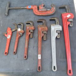 Ridgid Pipe Wrench Set w 2in. Cutter 