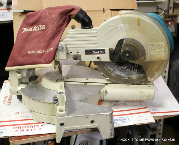 Makita LS1011 10" Sliding Compound Miter Saw for Sale in North