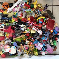 Lots of 160 Assorted Kids Toys Bundle