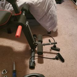 Adjustable Weight Bench,Utility Workout Bench. And 20KG Chrome Dumbell Set. 