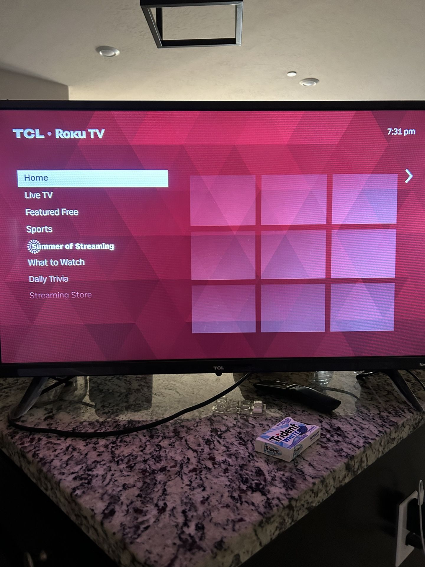 33” TCL Roku Tv