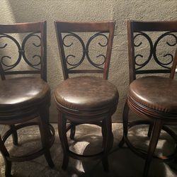 Swivel Bar Stools