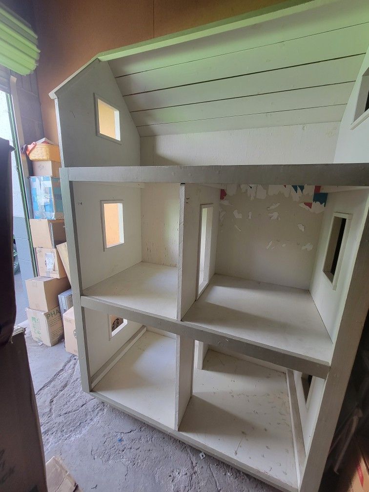 American Girl doll house 