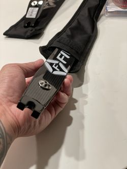 Brand New Fivics Titan Limbs 