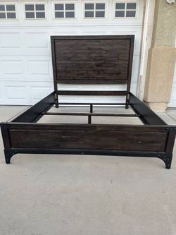 Hard Wood Queen Size Bed Frame