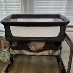 bellababy bassinet / bed side sleeper
