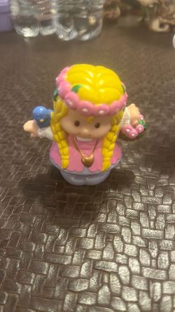 Fisher Price Little People MAID MARION PRINCESS for CASTLE Royal Kingdom Hippie