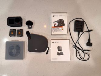 DJI Osmo Action 5 Pro Bundle with Mic Mini