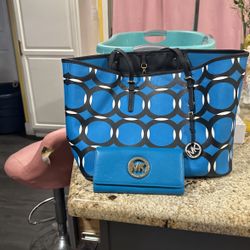 Michael Kors Blue Bag 