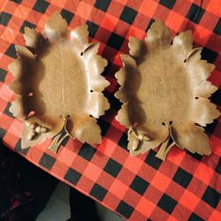 Unknown Collectable Pieces 