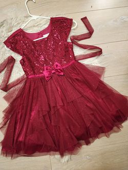 New Beautiful Christmas Dress, 7Y, $25