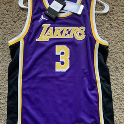 Lakers Jersey (Size: Youth Large)