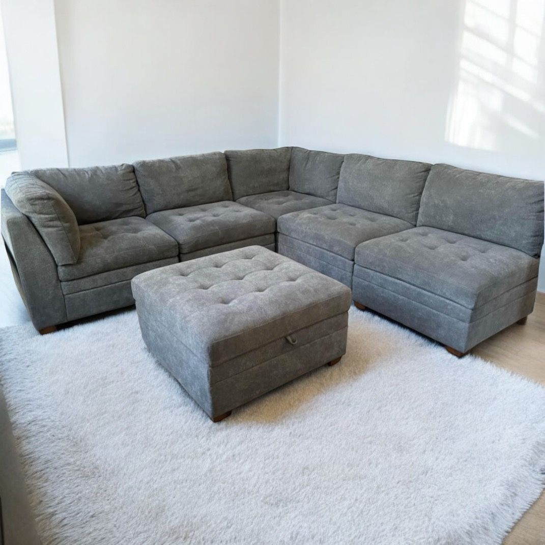 Very Demure Thomasville Modular Sectional