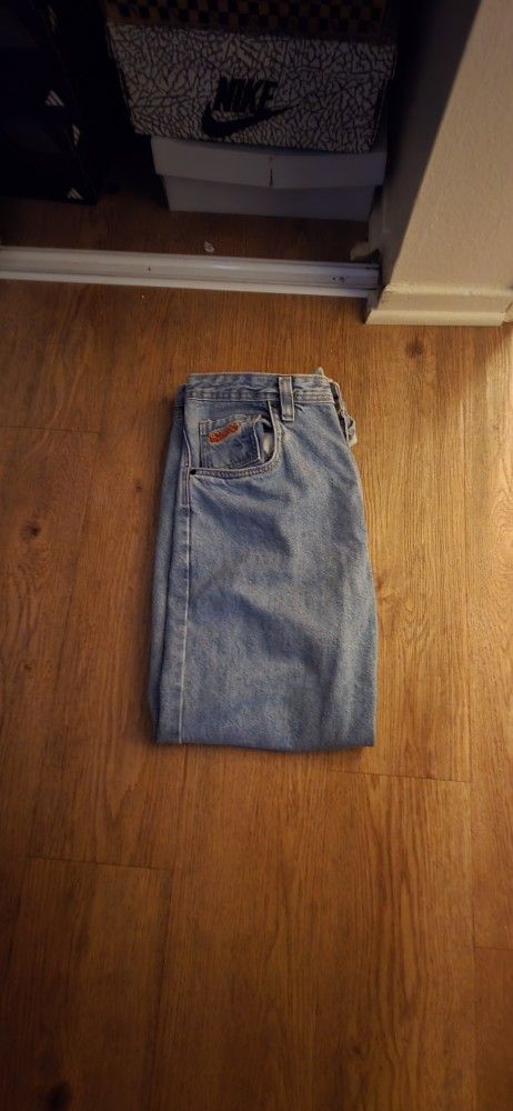 EMPYRE BLUE JEAN'S SIZE 34.