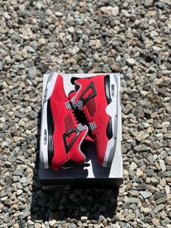 Jordan 4 Retro Toro Bravo (2026)