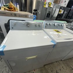 Kenmore Washer And Dryer Set In White New Open Box 