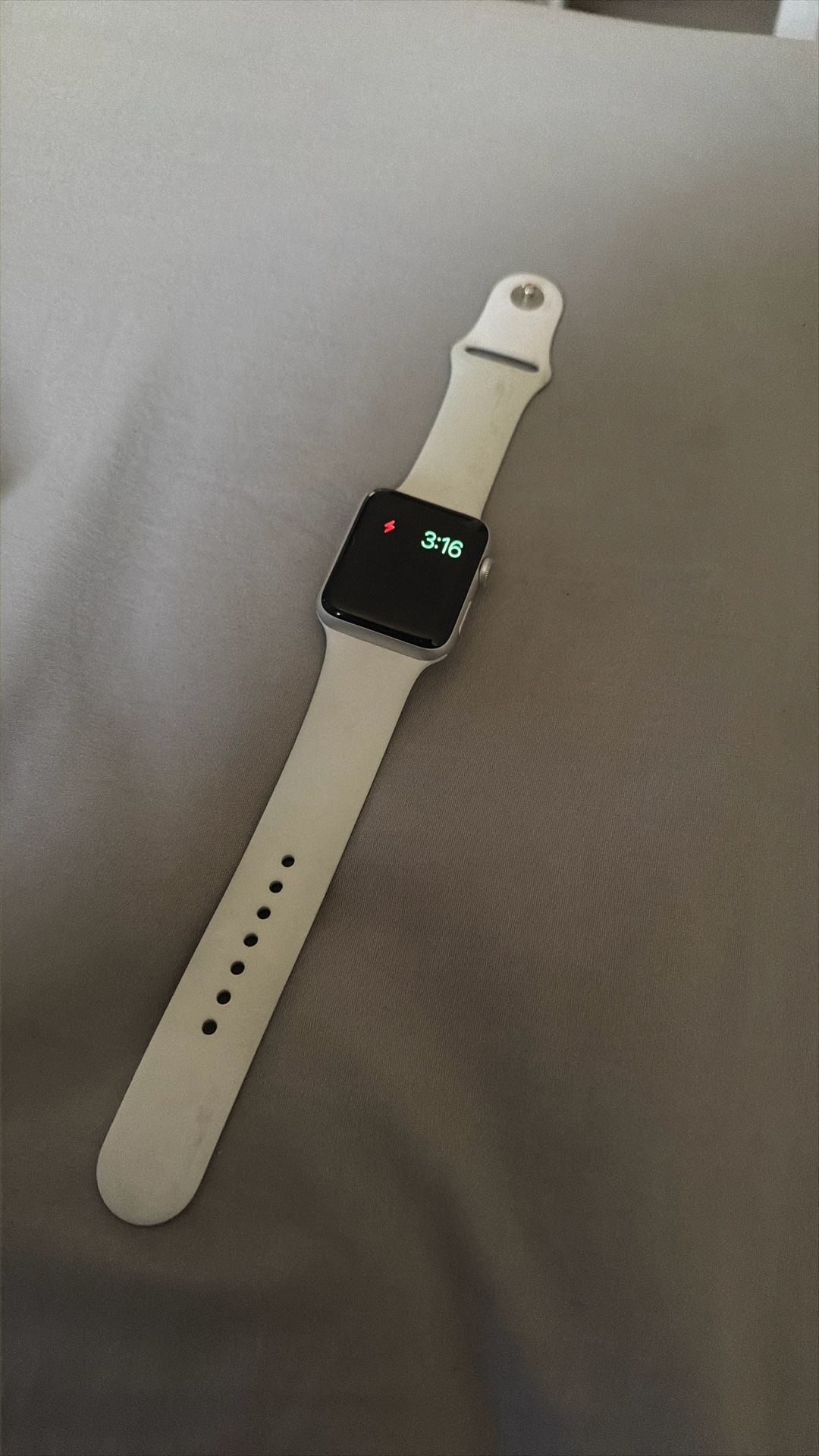 apple watch 3 series 42 mm aluminum