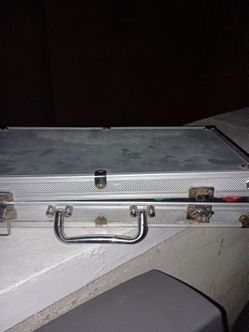 Aluminum Hard Carry Case with Latches