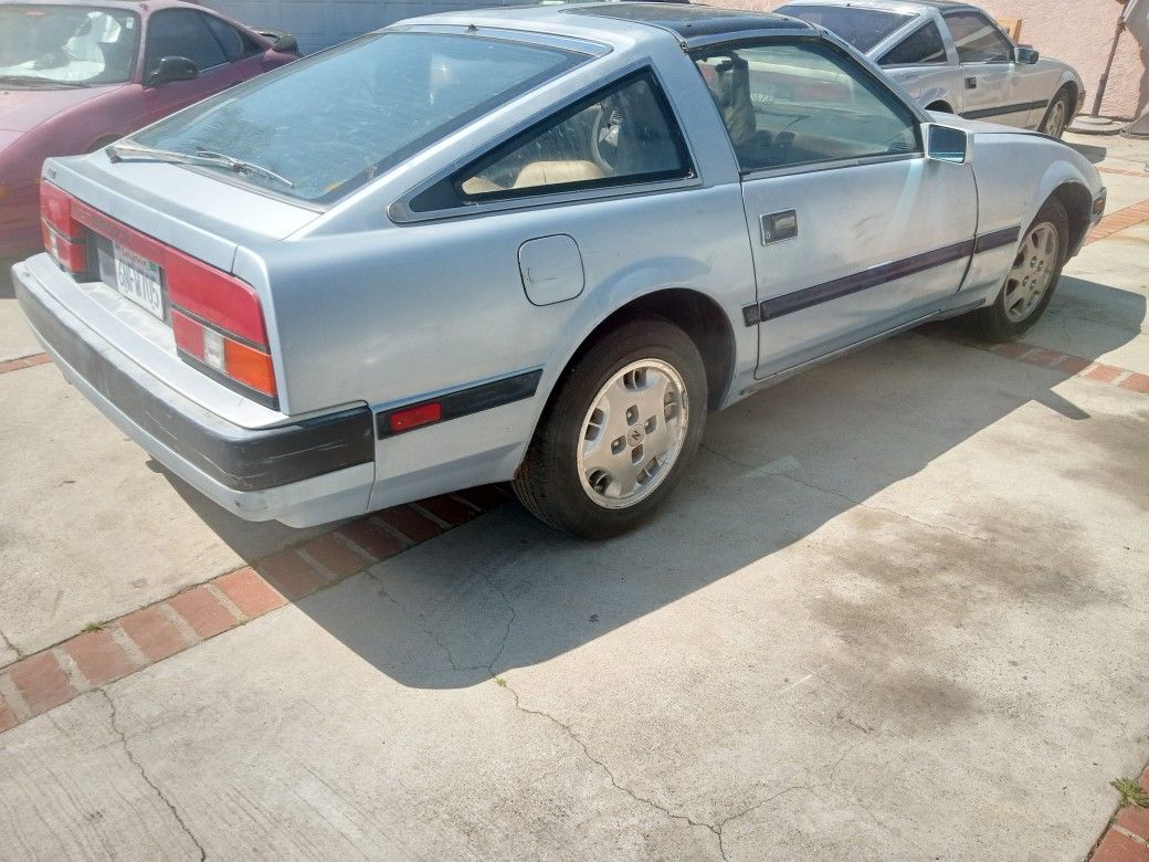 Nissan Z31 300ZX Vintage Nissan Z Restoration and Parts*Parts*