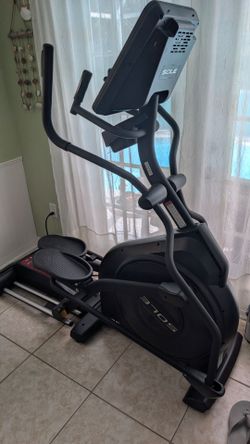 Sole E705 Elliptical Trainer