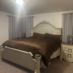 King Bedroom Set - Ashley’s Furniture Marble 