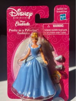 Disney Princess Cinderella Pretty as a Princess Figure