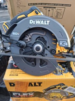 DeWalt 60V Brushless Circular Saw